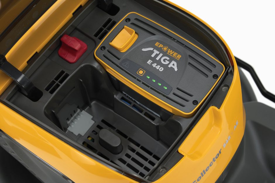 STIGA Collector 548 AE Akülü Çim Biçme Makinesi (Kit) — görsel 3